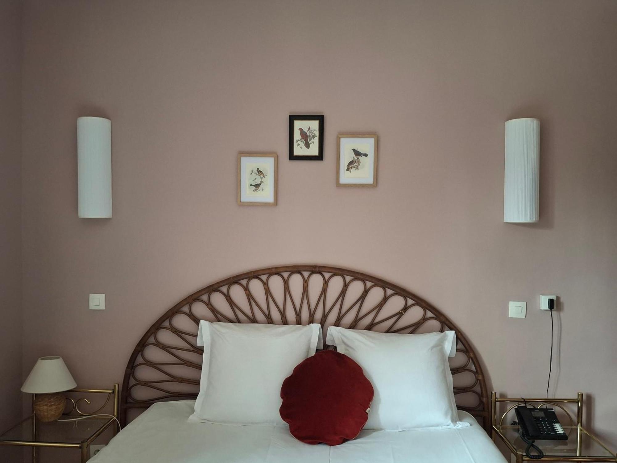 Hostellerie Du Lys Lamorlaye エクステリア 写真