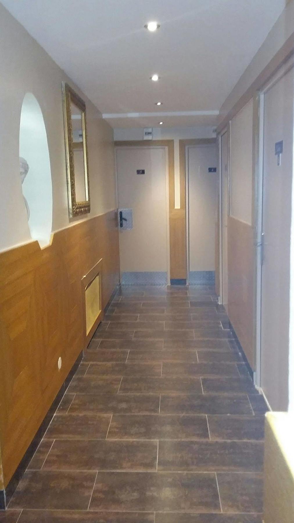 Hostellerie Du Lys Lamorlaye エクステリア 写真